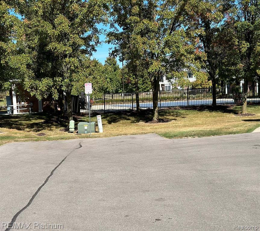 1113 RIAL LAKE Drive, Unit # 40, Howell, MI 48843 — Photo 17