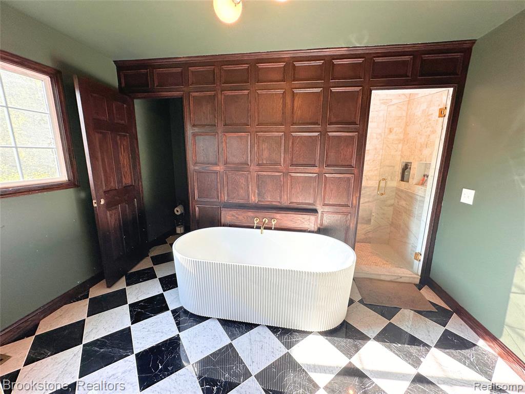 6044 Winged Foot Dr. Drive, Grand Blanc, MI 48439 — Photo 17