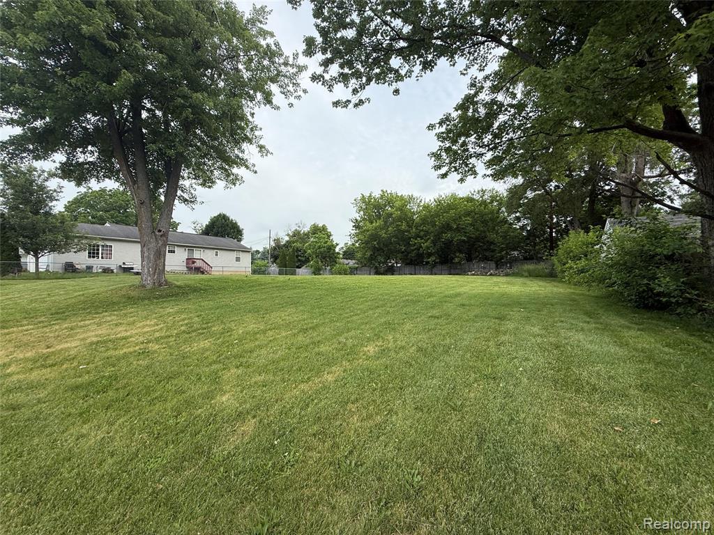69 E Ann Arbor Avenue, Pontiac, MI 48340 — Photo 4