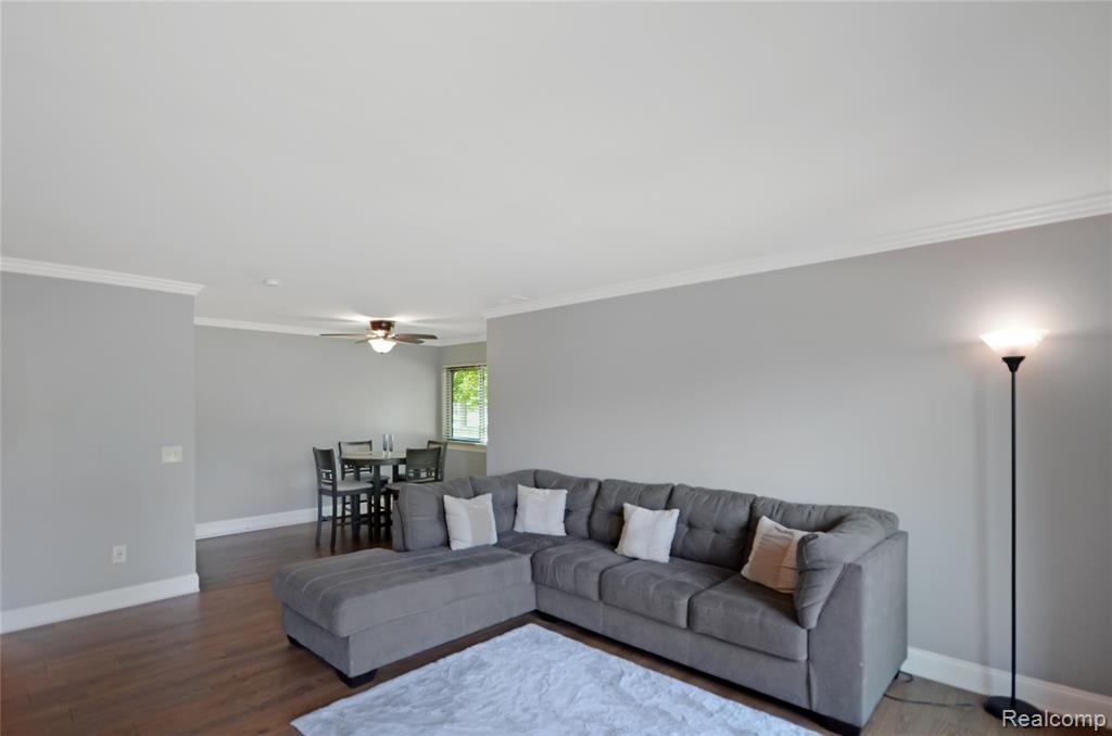 34900 Mercer, Fraser, MI 48026 — Photo 3