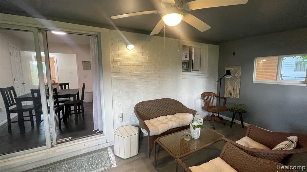 2966 Burlington Drive, Buena Vista, MI 48601 — Photo 45