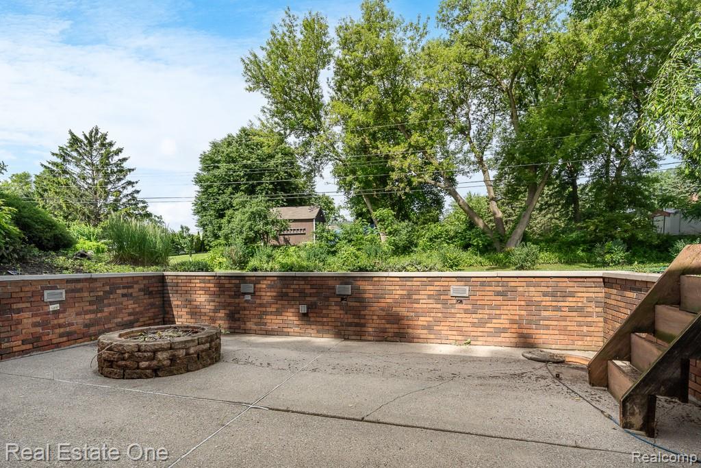 53081 Scenic Drive, Shelby Twp, MI 48316 — Photo 40