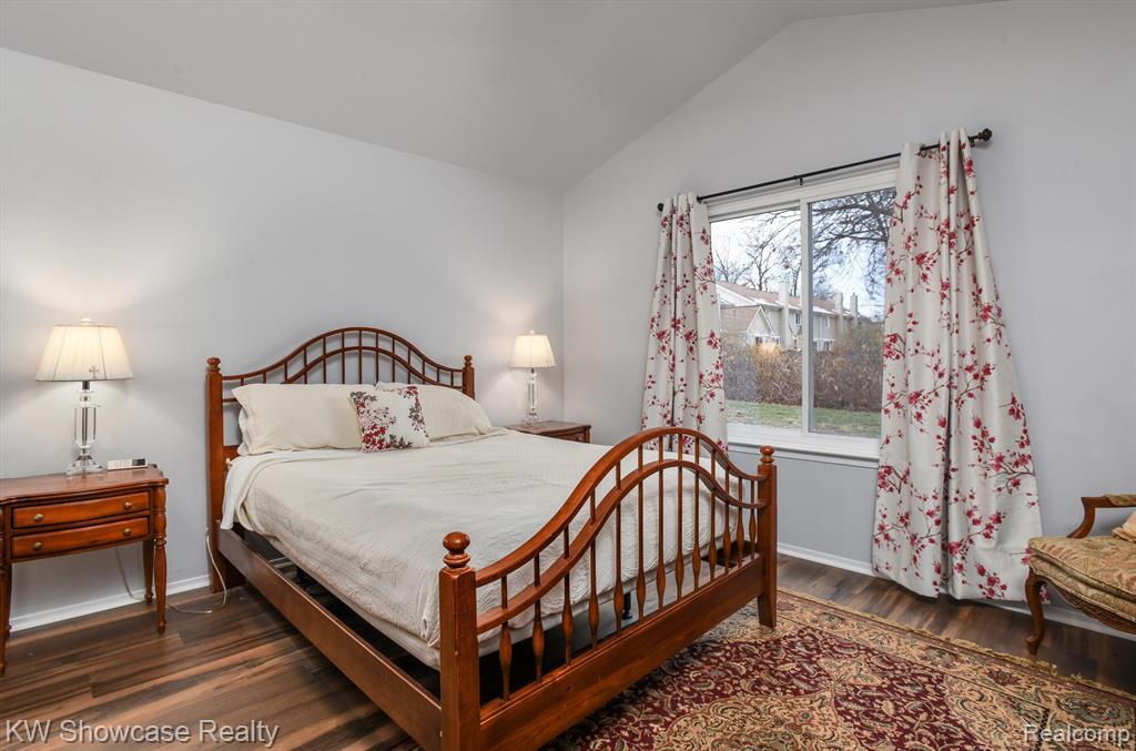 6481 PEMBROOK Drive, Westland, MI — Photo 15