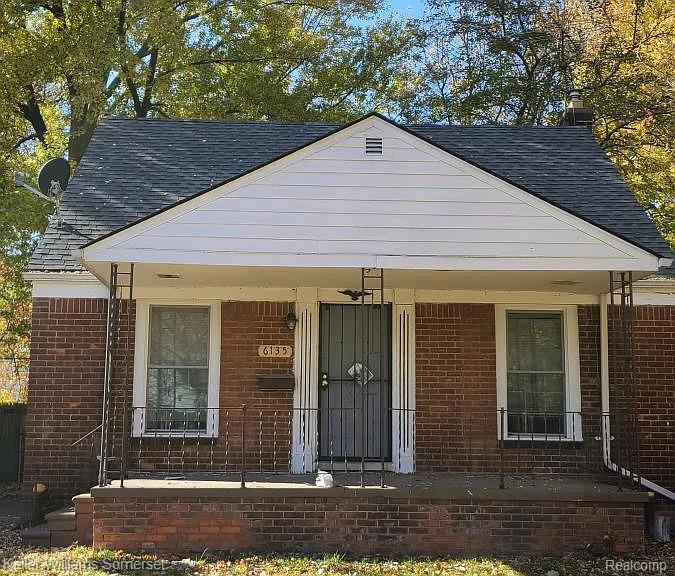 6135 Marseilles Street, Detroit, MI 48224 — front exterior