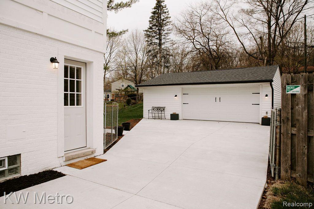 973 ALLEN Drive, Northville, MI 48167 — Photo 35