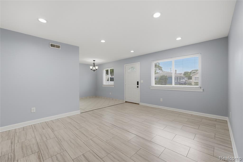 30746 Brush Street, Madison Heights, MI 48071 — Photo 4