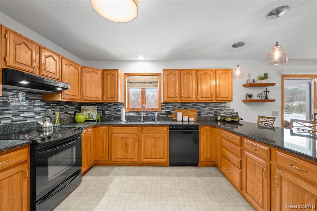 1928 Orchard Drive, Stevensville, MI 49127 — Photo 12
