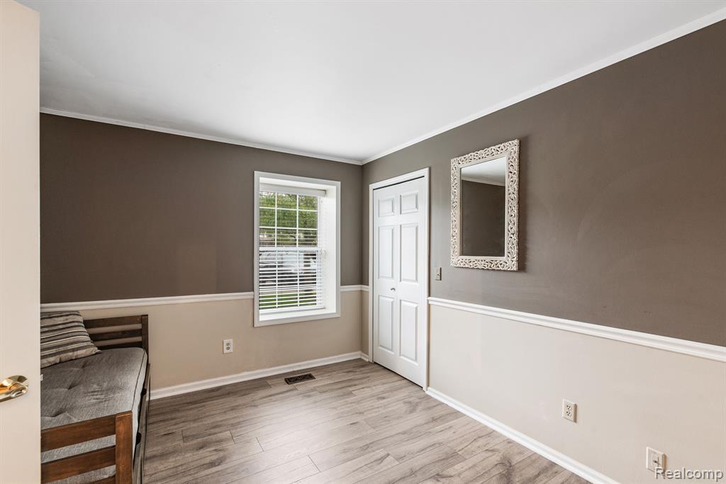 217 OAKBROOKE Drive, 2, South Lyon, MI 48178 — Photo 13