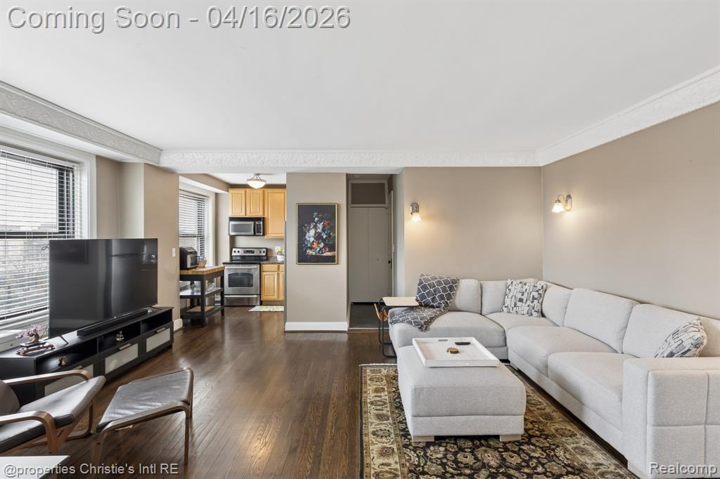 15 E Kirby Street, 420, Detroit, MI 48202 — Photo 4
