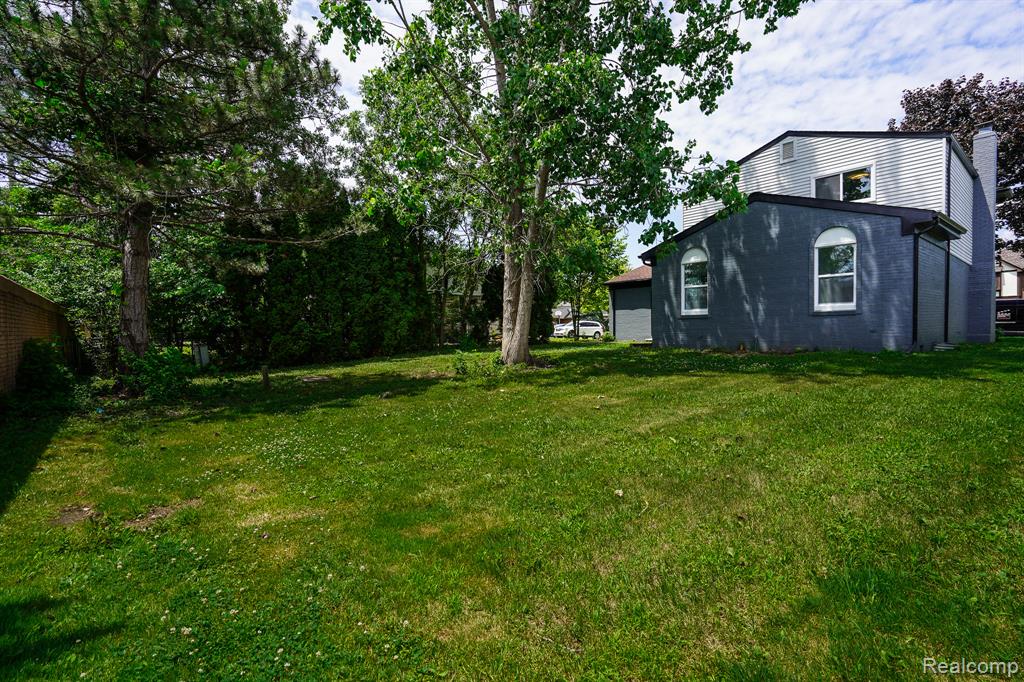 45293 Heatherwoode Lane, Macomb, MI 48044 — Photo 7