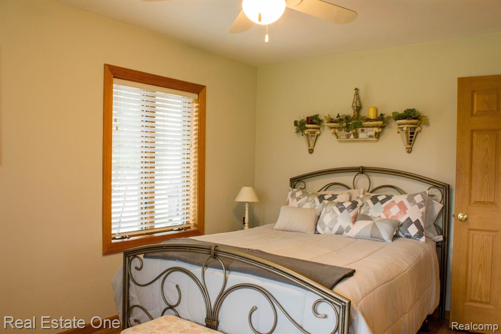 6711 KUTTSHILL Drive NE, Rockford, MI 49341 — Photo 15