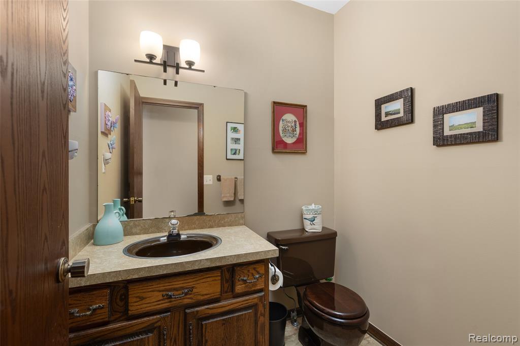 9730 Gibbs Road, Clarkston, MI 48348 — Photo 26