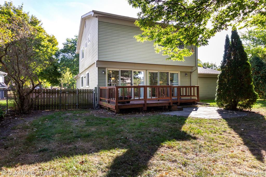 4335 Cypress Drive, Troy, MI 48085 — Photo 36