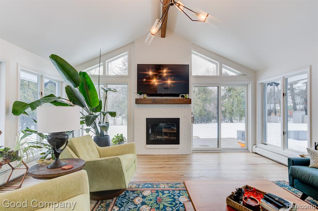 805 N Pemberton Road, Bloomfield Hills, MI 48302 — Photo 40