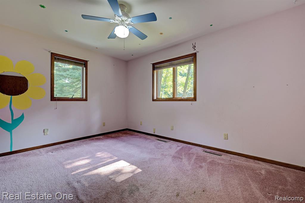 2225 LYNN Road, Sanford, MI 48657 — Photo 47