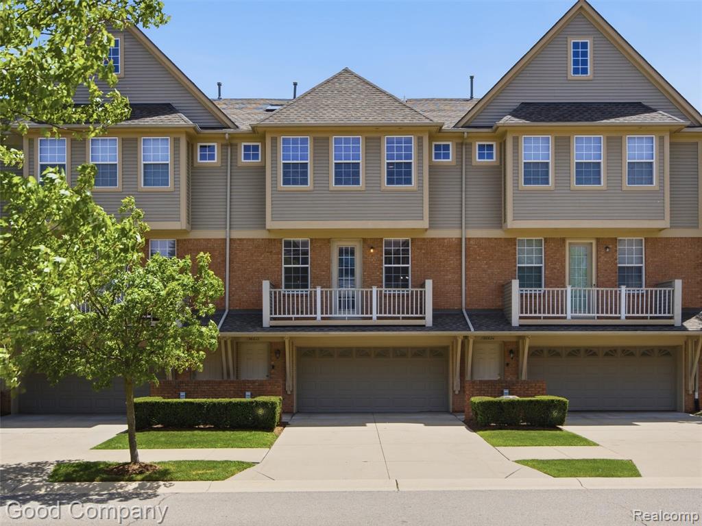 56612 Sunset Drive, Utica, MI 48316 — front exterior