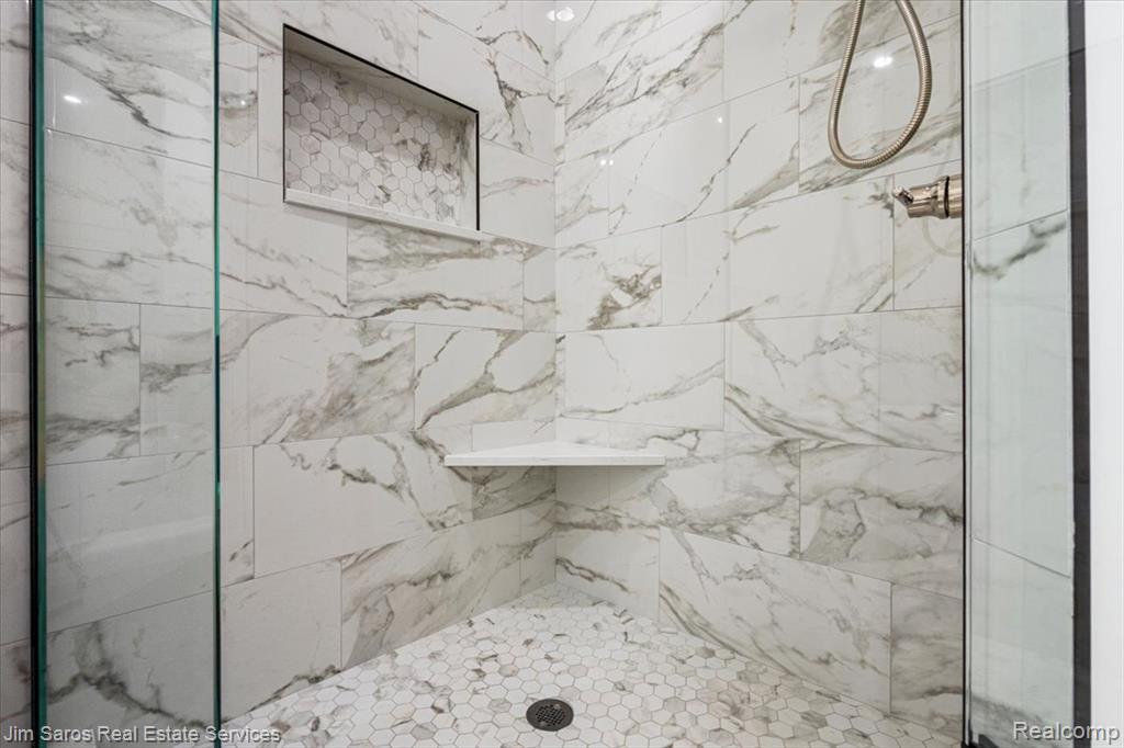 257 Keelson Drive, Detroit, MI 48215 — Photo 30