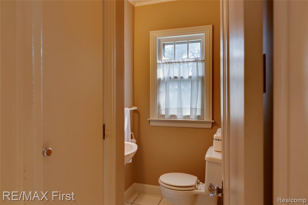 815 Oakridge, Ferndale, MI 48220 — Photo 21