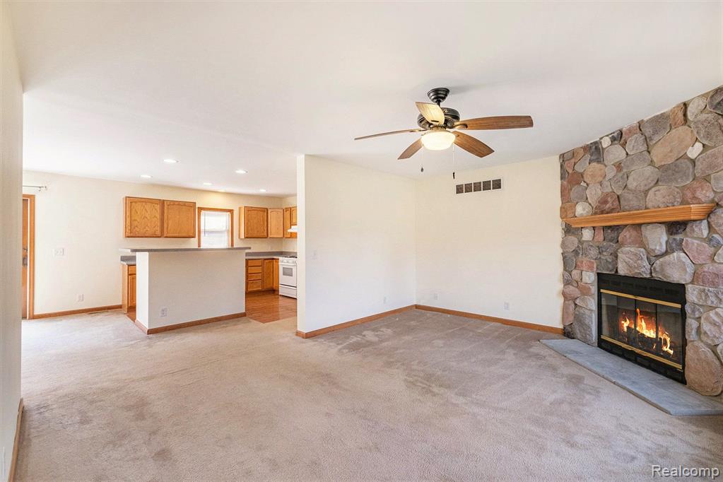 509 Miller Lake Rd, Columbiaville, MI 48421 — Photo 7
