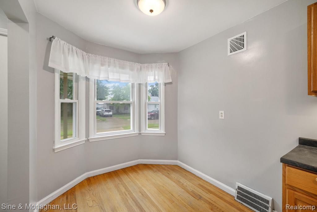 7854 Jackson Street, Taylor, MI 48180 — Photo 6