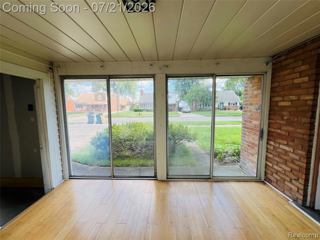 747 JAMAICA Drive, Troy, MI 48083 — Photo 28