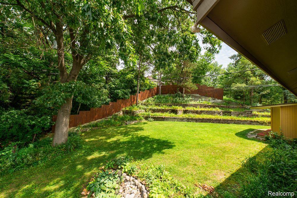 6576 Balmoral Terrace, Clarkston, MI — Photo 39