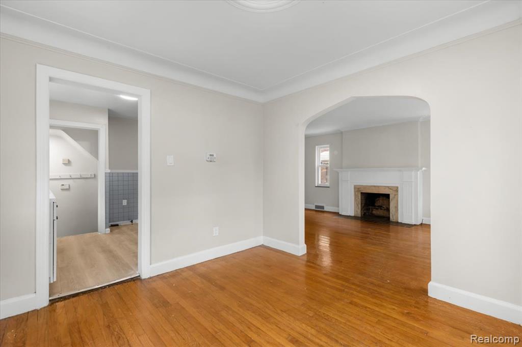 11110 Wayburn Street, Grosse Pointe, MI 48224 — Photo 5