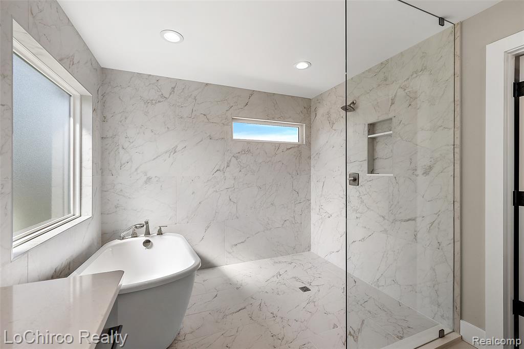 49001 Wingfield Drive, Macomb, MI 48044 — Photo 38