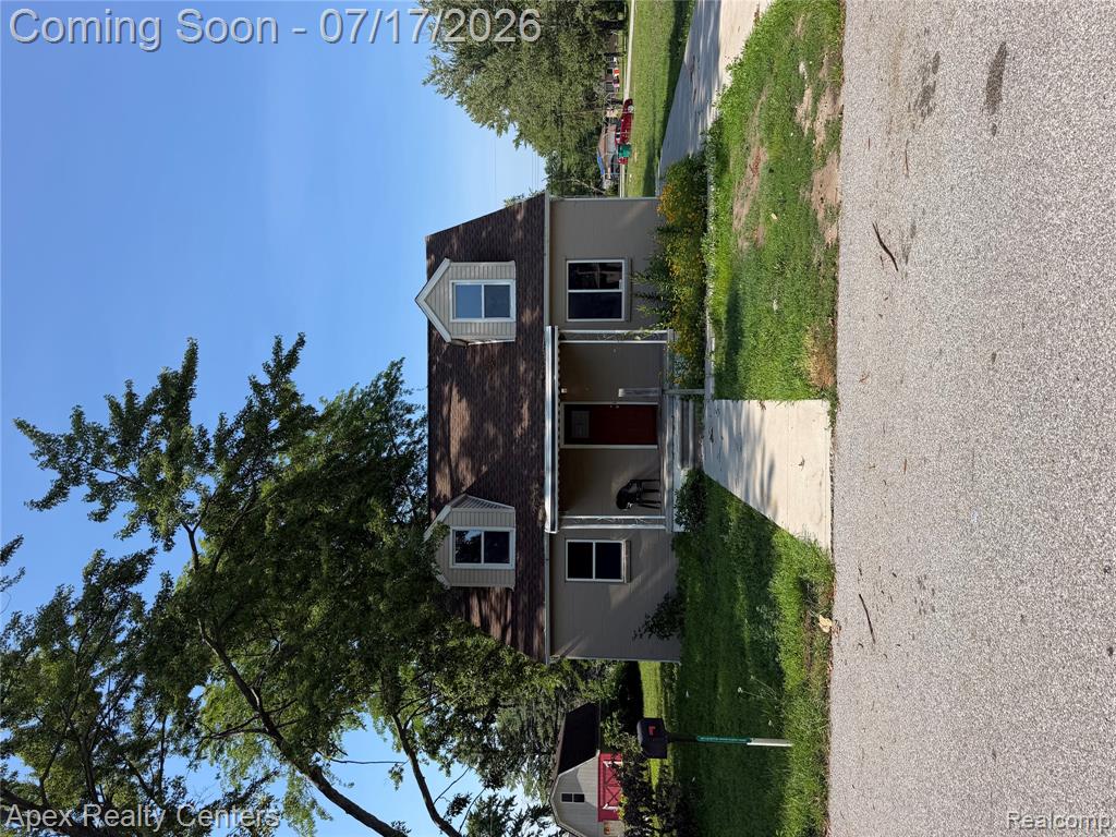 23864 Liddle Street, Trenton, MI 48183