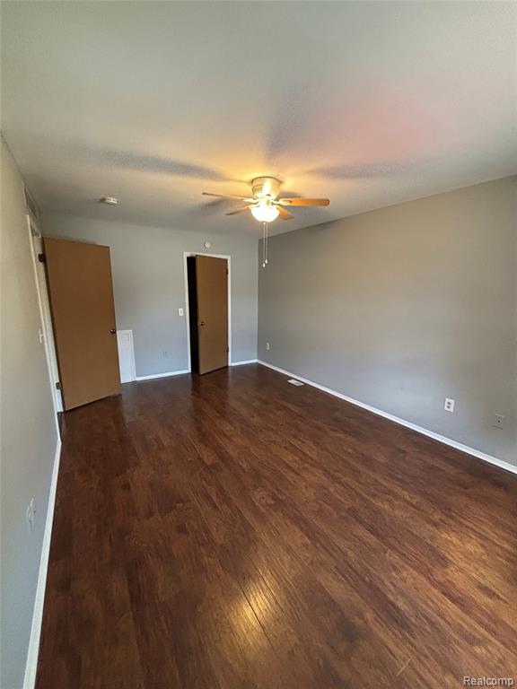 7751 LAKE RIDGE DR UNIT 28, Waterford, MI 48327 — Photo 11