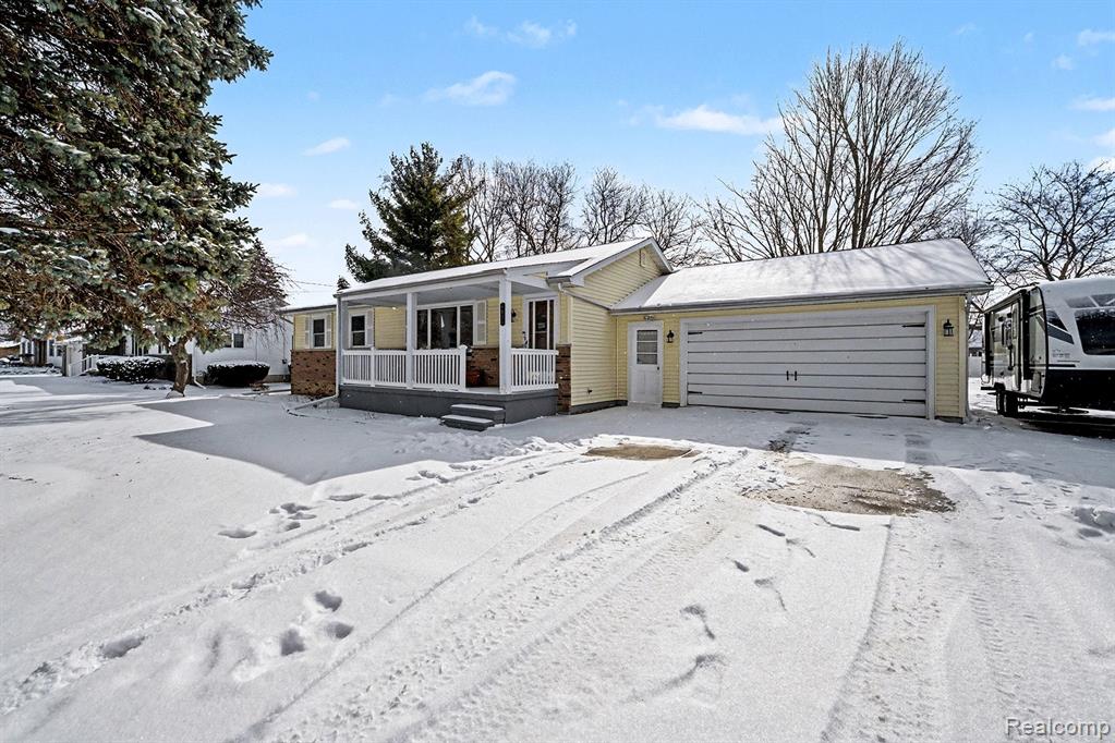 6030 E Hill Road, Grand Blanc, MI 48439 — Photo 4