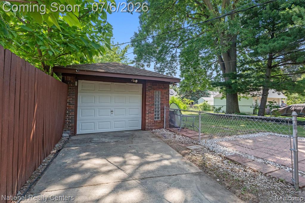 9984 Hemingway E, Redford, MI 48239 — Photo 27