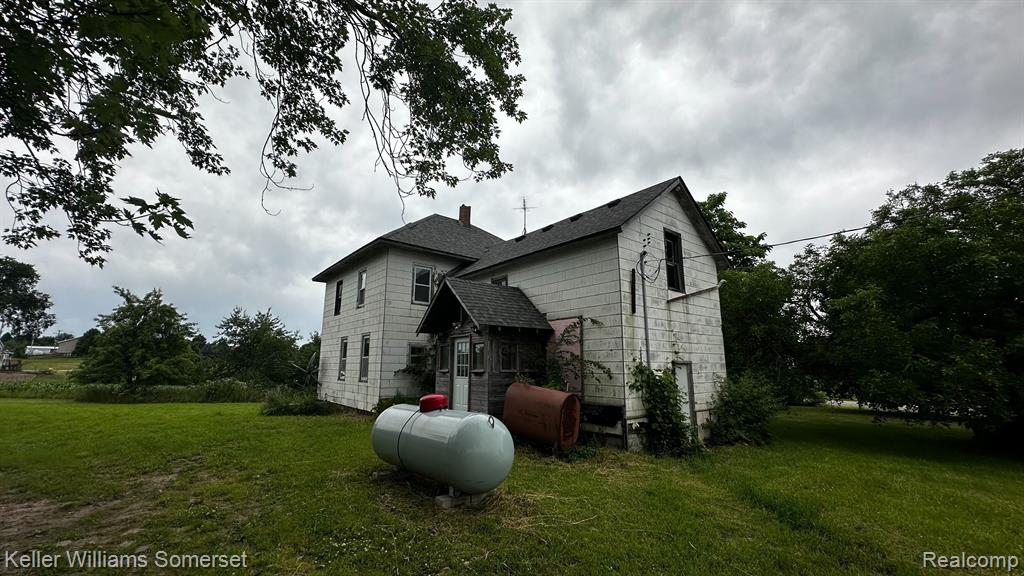 5774 BURNSIDE Road, North Branch, MI 48461 — Photo 5