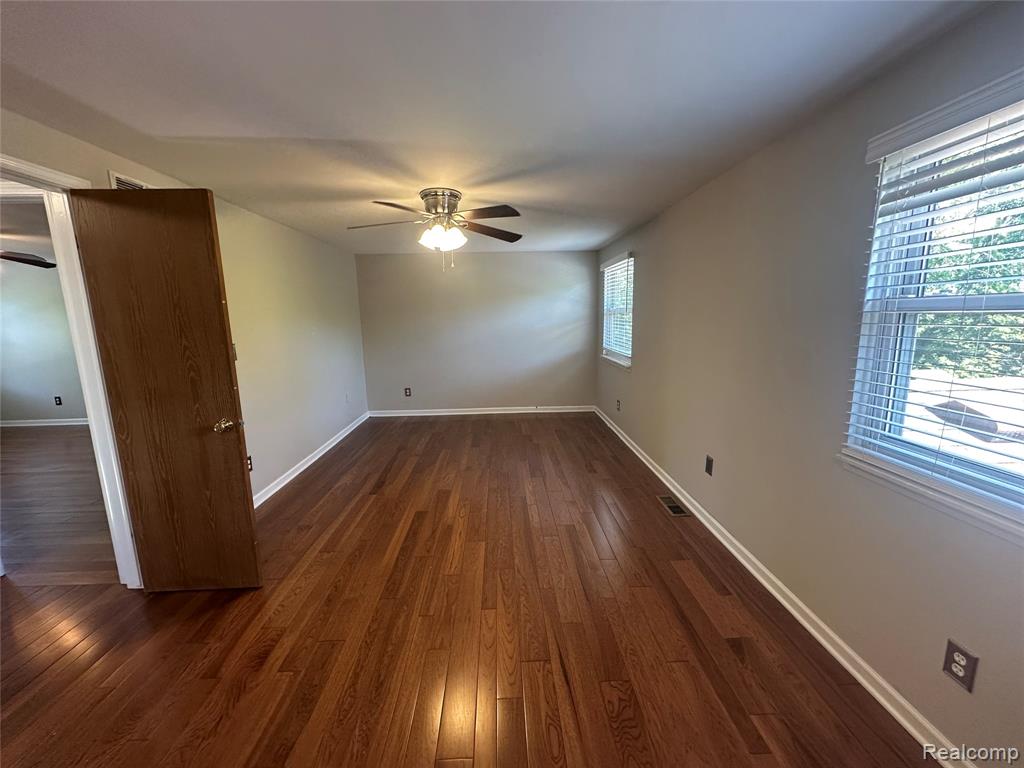 7534 Charrington Drive, Canton, MI 48187 — Photo 19