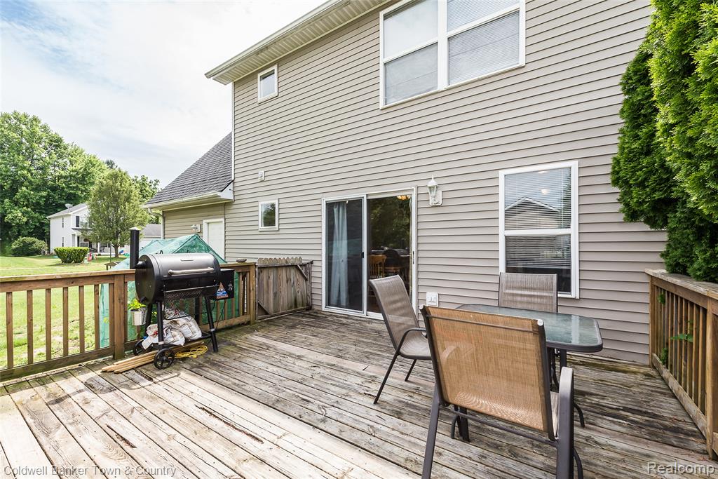 650 Christopher Street, Fowlerville, MI 48836 — Photo 16