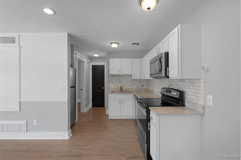 4401 Crooks Road, Royal Oak, MI 48073 — Photo 5