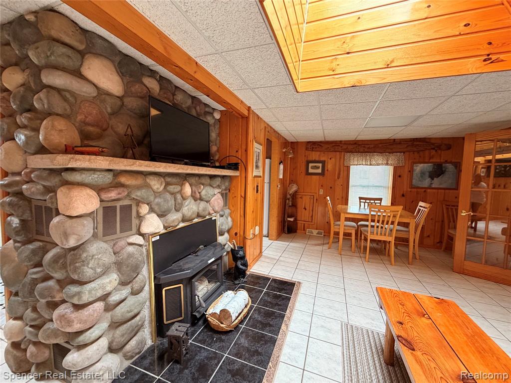 103 Harbor Street, Oscoda, MI 48750 — Photo 15