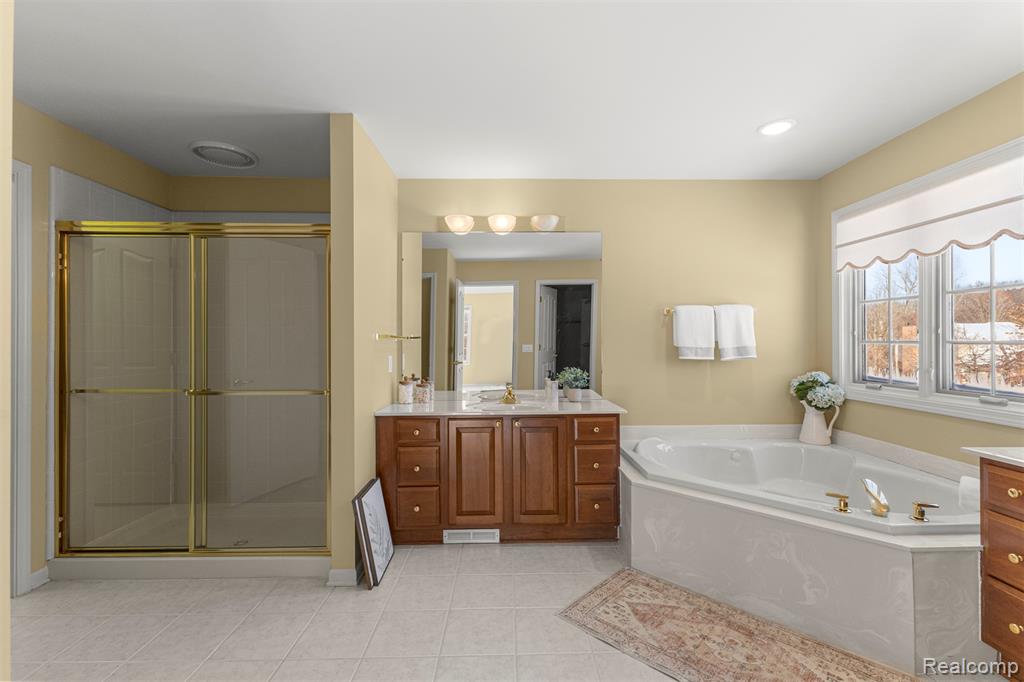 44570 White Pine Circle W, Northville, MI 48168 — Photo 36