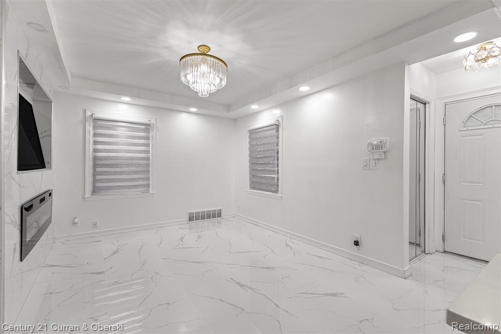 7841 Barrie Street, Dearborn, MI 48126 — Photo 3