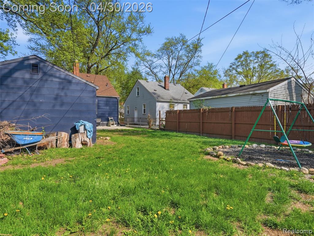 18901 Garfield, Redford, MI 48240 — Photo 33