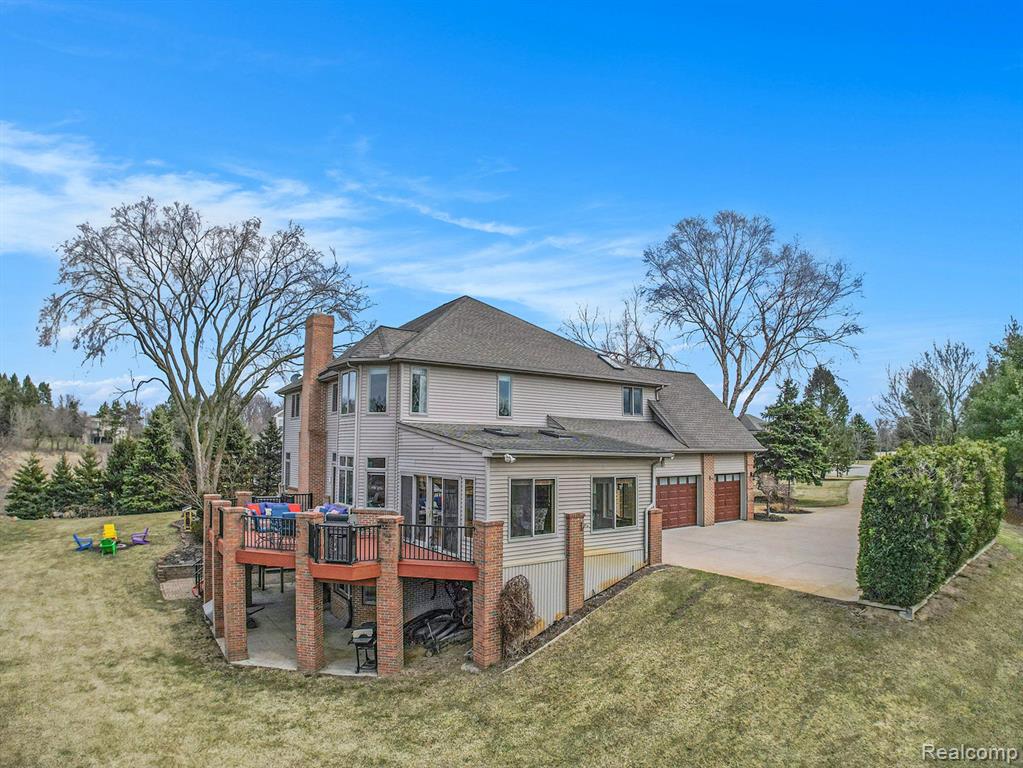 490 Hunters Crest Drive, Saline, MI 48176 — Photo 30