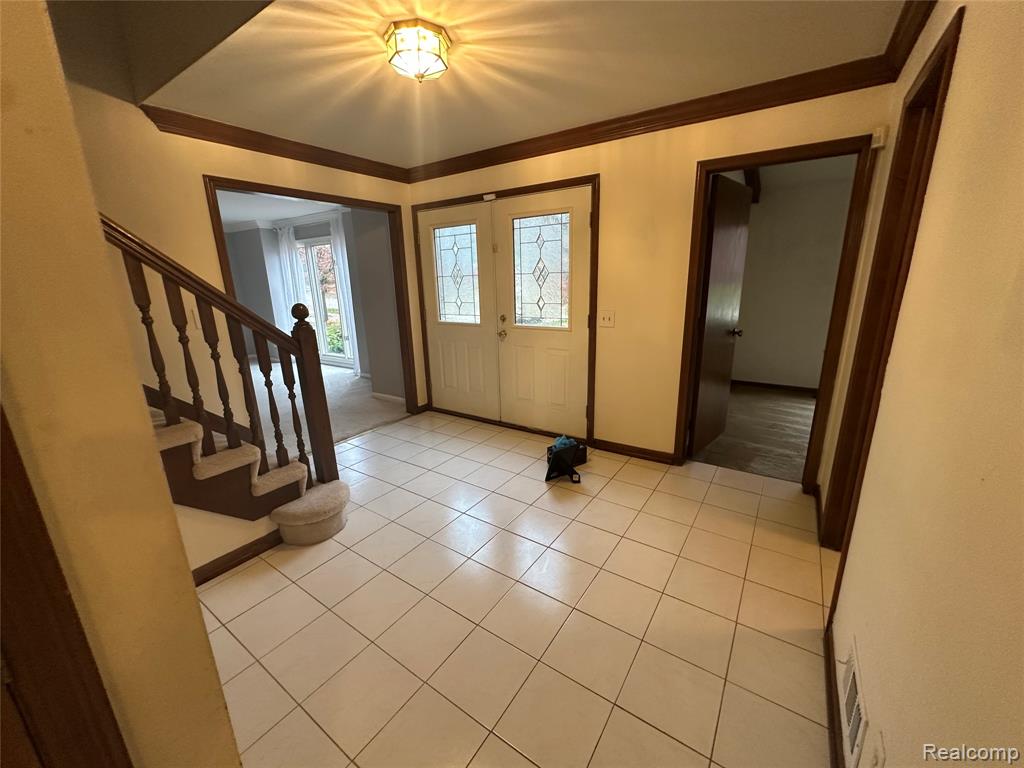 6473 Red Oak Drive, Troy, MI 48098 — Photo 20