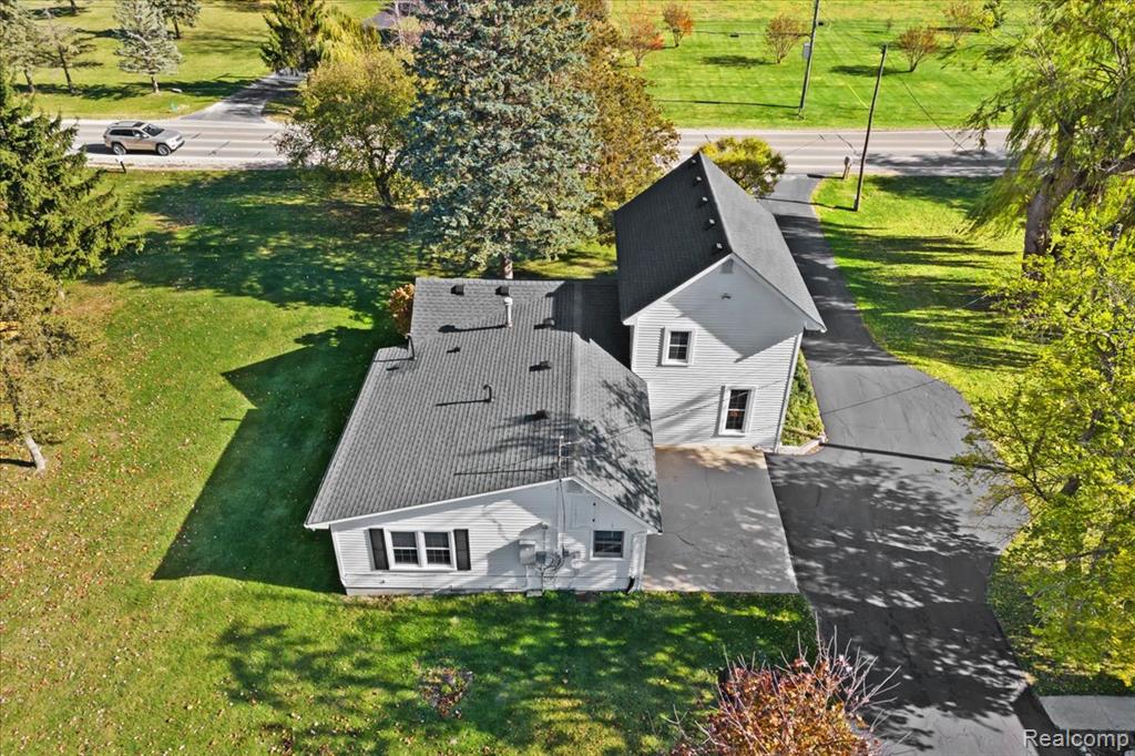 2795 N Burkhart Road, Howell, MI 48855 — Photo 25