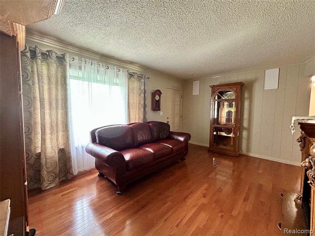6577 N LAPEER Road, Fostoria, MI 48435 — Photo 6