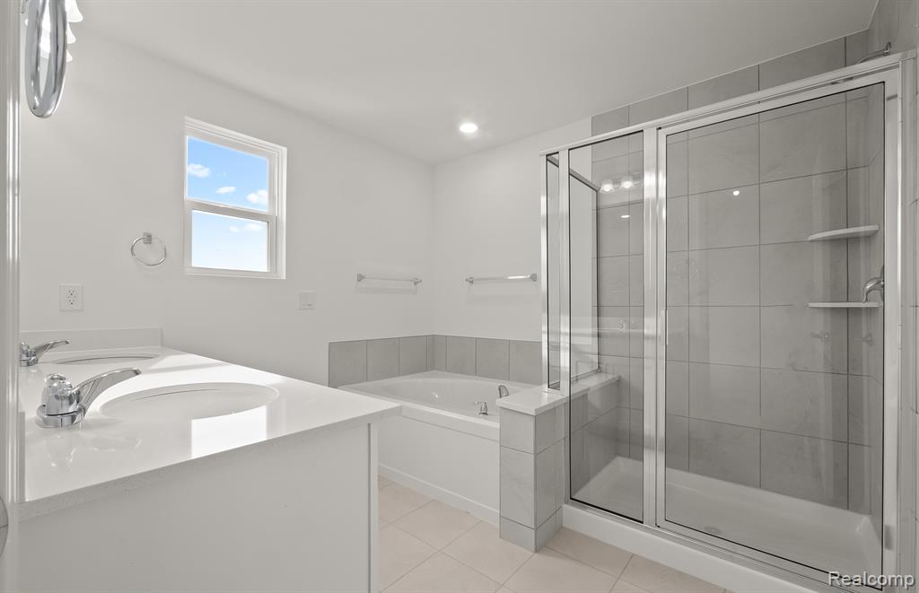 5555 E Spaniel Drive, Ann Arbor, MI 48108 — Photo 15