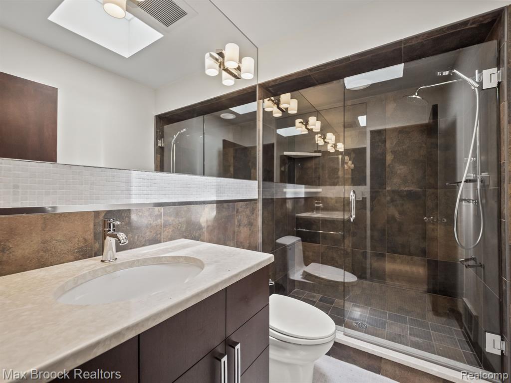 5130 Deep Wood Road, Bloomfield Hills, MI 48302 — Photo 47