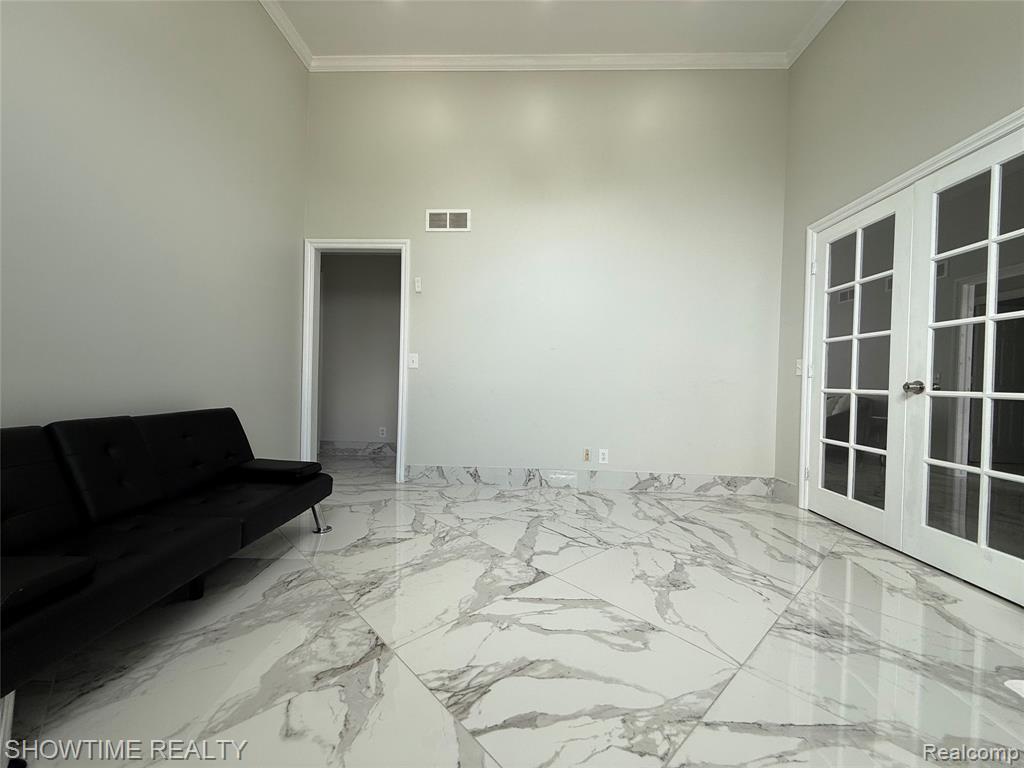 21523 Mackenzie Drive, Macomb, MI 48044 — Photo 7