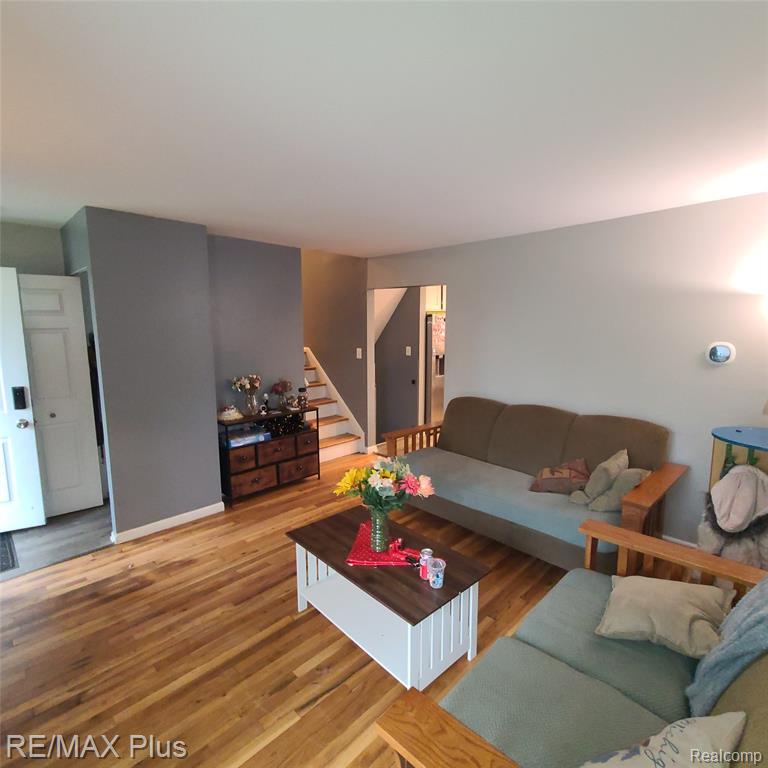698 Shenandoah Drive, Clawson, MI — Photo 9