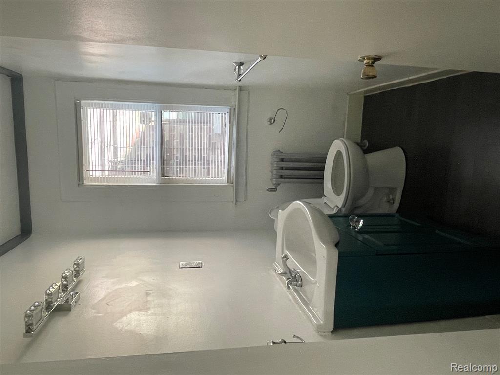 5105 Grayton Street, Detroit, MI 48224 — Photo 16