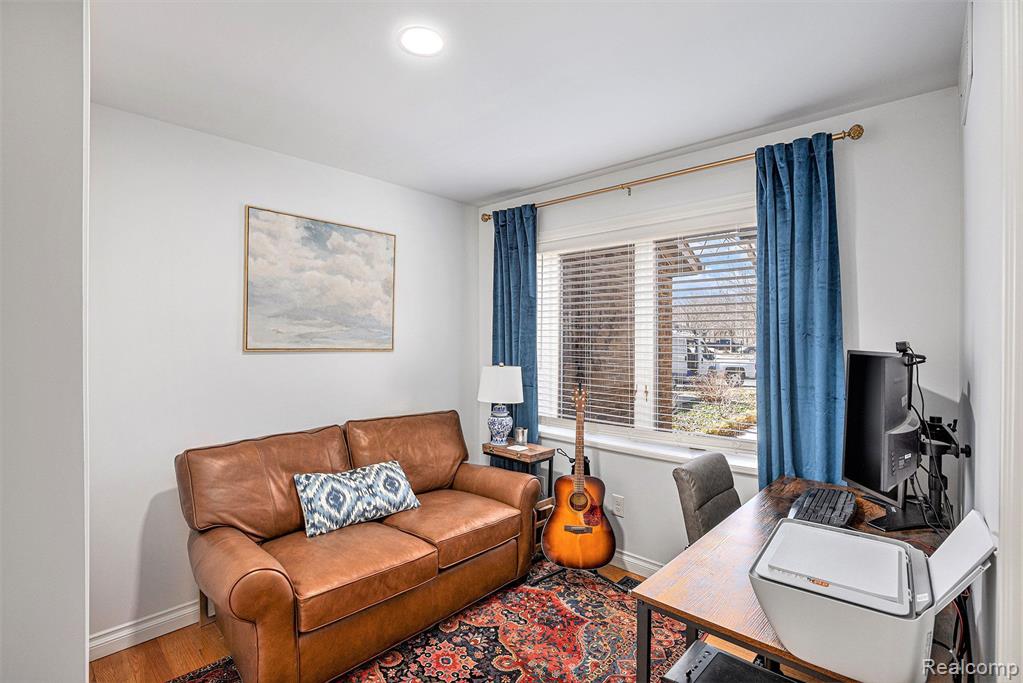 6876 NORTHCREST Way E, Clarkston, MI — Photo 9